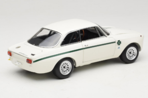 Alfa Romeo GTA 1300 Junior White Minichamps 1:18 100120501 Diecast - image 3 of 8