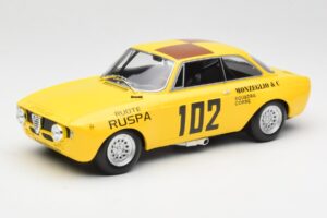 Alfa Romeo GTA 1300 #102 Squadra Corse R. Zanetti / M. Ruspa / Monzeglio Targa Florio 1971 Minichamps 1:18 155711202 Diecast