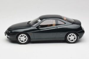 Alfa Romeo GTV 916 Coventry Green Metallic Norev 1:18 187842 Diecast - image 3 of 6