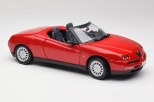 Alfa Romeo Spider 916 Alfa Red Maisto 1:18 50278 Diecast - image 6 of 8