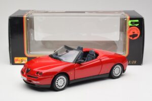Alfa Romeo Spider 916 Alfa Red Maisto 1:18 50278 Diecast - image 8 of 8