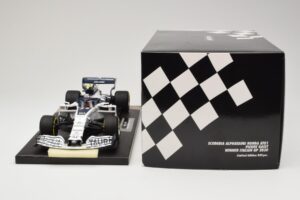 AlphaTauri Honda AT01 #10 P. Gasly Winner Italian GP 2020 Minichamps 1:18 117200810 Diecast - image 6 of 6
