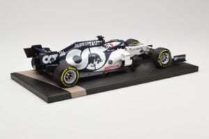 AlphaTauri Honda AT01 #26 D. Kvyat Italian GP 2020 Minichamps 1:18 117200826 Diecast - image 3 of 6