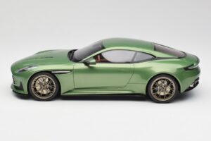 Aston Martin DB12 Green GT Spirit 1:18 GT466 Resin - image 3 of 5