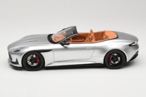 Aston Martin DB12 Volante Silver GT Spirit 1:18 GT945 Resin - image 3 of 6