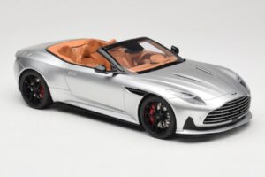 Aston Martin DB12 Volante Silver GT Spirit 1:18 GT945 Resin - image 4 of 6