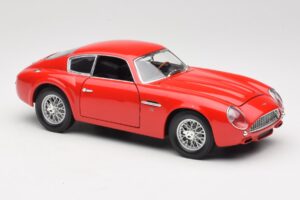 Aston Martin DB4 GT Zagato Red Road Signature 1:18 92728 Diecast - image 6 of 8