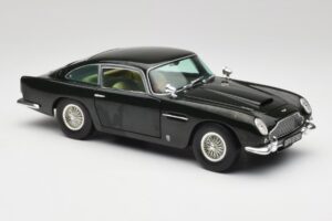 Aston Martin DB5 California Sage Chrono 1:18 H1001 Diecast - image 6 of 8