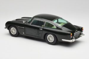 Aston Martin DB5 California Sage Chrono 1:18 H1001 Diecast - image 7 of 8