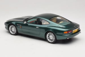 Aston Martin DB7 Buckinghamshire Green Cult Models 1:18 CML187-1 Resin - image 5 of 6