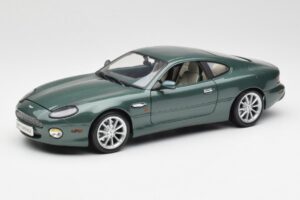 Aston Martin DB7 Vantage Green Maisto 1:18 36880 Diecast
