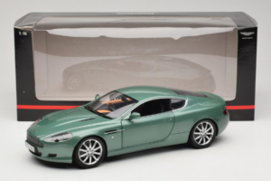 Aston Martin DB9 Green Minichamps 1:18 150137322 Diecast - image 8 of 8