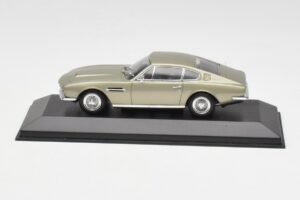 Aston Martin DBS Silver Green Metallic Minichamps 1:43 400137600 Diecast