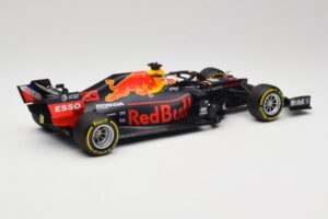Aston Martin Red Bull Racing RB15 #33 M. Verstappen Winner Brazil GP 2019 Minichamps 1:18 110191933 Diecast - image 2 of 6