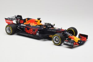 Aston Martin Red Bull Racing RB15 #33 M. Verstappen Winner Brazil GP 2019 Minichamps 1:18 110191933 Diecast - image 4 of 6