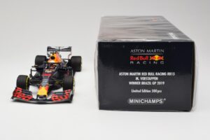 Aston Martin Red Bull Racing RB15 #33 M. Verstappen Winner Brazil GP 2019 Minichamps 1:18 110191933 Diecast - image 6 of 6