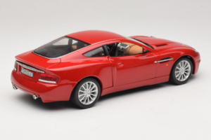 Aston Martin V12 Vanquish Red Bburago 1:18 33334063 Diecast - image 3 of 8