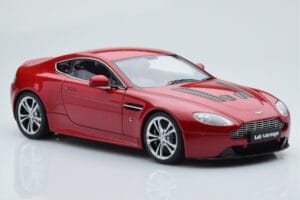 Aston Martin V12 Vantage Red AUTOart 1:18 70208 Diecast - image 6 of 8