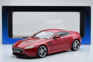 Aston Martin V12 Vantage Red AUTOart 1:18 70208 Diecast - image 8 of 8
