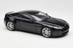 Aston Martin V8 Vantage Onyx Black AUTOart 1:18 70202 Diecast - image 6 of 8