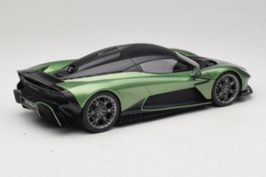 Aston Martin Valhalla Iridescent Emerald Green GT Spirit 1:18 GT558 Resin - image 2 of 6