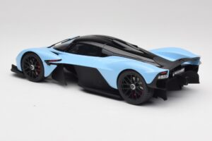 Aston Martin Valkyrie Racing Blue GT Spirit 1:18 GT915 Resin - image 5 of 6
