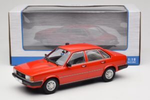 Audi 80 B2 GLS Red MCG 1:18 MCG18526 Diecast - image 6 of 6