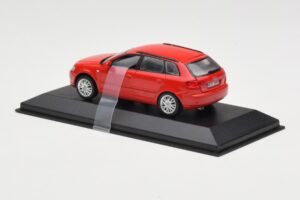 Audi A3 8P Sportback Red Minichamps 1:43 5010403023 Diecast - image 3 of 4