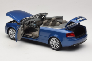 Audi A4 B6 Cabriolet Blue Norev 1:18 5010504325 Diecast - image 5 of 9
