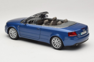 Audi A4 B6 Cabriolet Blue Norev 1:18 5010504325 Diecast - image 7 of 9