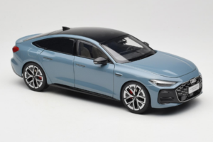 Audi A5L Sportback Greyish Blue OEM 1:18 ZAM60004B Diecast - image 6 of 8