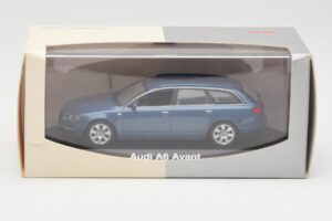 Audi A6 C6 Avant Stratos Blue Minichamps 1:43 5010406223 Diecast - image 4 of 4