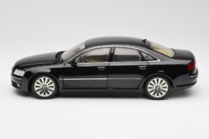 Audi A8 D3 W12 Black Kyosho 1:18 09212BK Diecast - image 4 of 8
