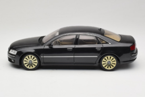 Audi A8 D3 W12 Black Kyosho 1:18 5010508135 Diecast - image 4 of 8