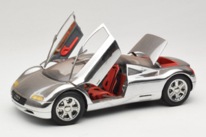 Audi Avus Quattro Chrome Silver Revell 1:18 08913-C1 Diecast - image 2 of 8