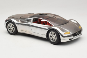 Audi Avus Quattro Chrome Silver Revell 1:18 08913-C1 Diecast - image 6 of 8