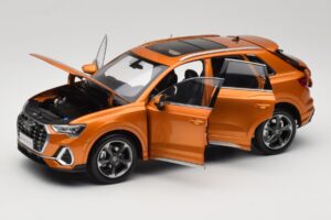 Audi Q3 F3 Orange Metallic Paudi Model 1:18 05962Q32019 Diecast - image 2 of 8