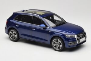 Audi Q5L FY Blue Paudi Model 1:18 33729 Diecast - image 6 of 8