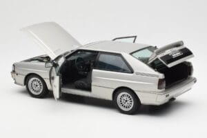 Audi Quattro LWB Silver AUTOart 1:18 70303 Diecast - image 5 of 8