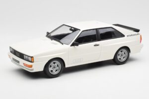 Audi Quattro White Minichamps 1:18 155016120 Diecast