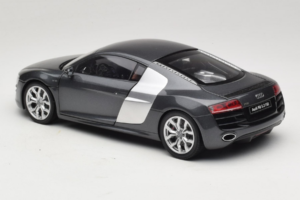 Audi R8 5.2 FSI Quattro Daytona Grey Kyosho 1:18 09216DG Diecast - image 6 of 7