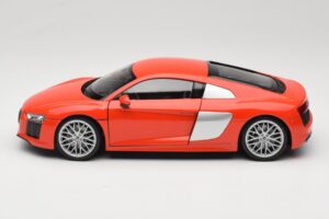 Audi R8 V10 Red Welly 1:18 18052W Diecast - image 4 of 8