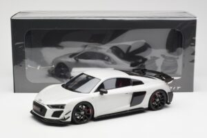 Audi R8 V10 GT RWD Grey GT Spirit 1:18 GT461 Resin - image 6 of 6