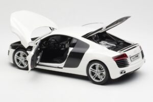 Audi R8 Type 42 White Kyosho 1:18 09213W Diecast - image 5 of 8