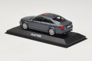 Audi RS6 C5 Grey Minichamps 1:43 20000001217001 Diecast - image 3 of 4
