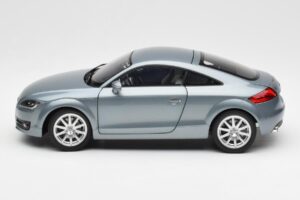Audi TT 8J Condor Grey Minichamps 1:18 5010500415 Diecast - image 4 of 8