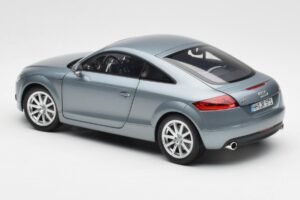 Audi TT 8J Condor Grey Minichamps 1:18 5010500415 Diecast - image 7 of 8