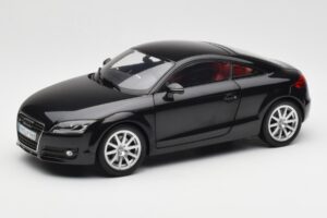 Audi TT 8J Phantom Black Minichamps 1:18 5010500425 Diecast