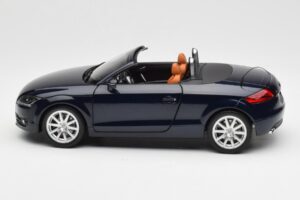 Audi TT 8J Roadster Deep Sea Blue Minichamps 1:18 5010500525 Diecast - image 4 of 8