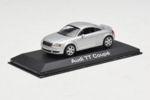 Audi TT 8N Silver Minichamps 1:43 5019800423 Diecast - image 2 of 5